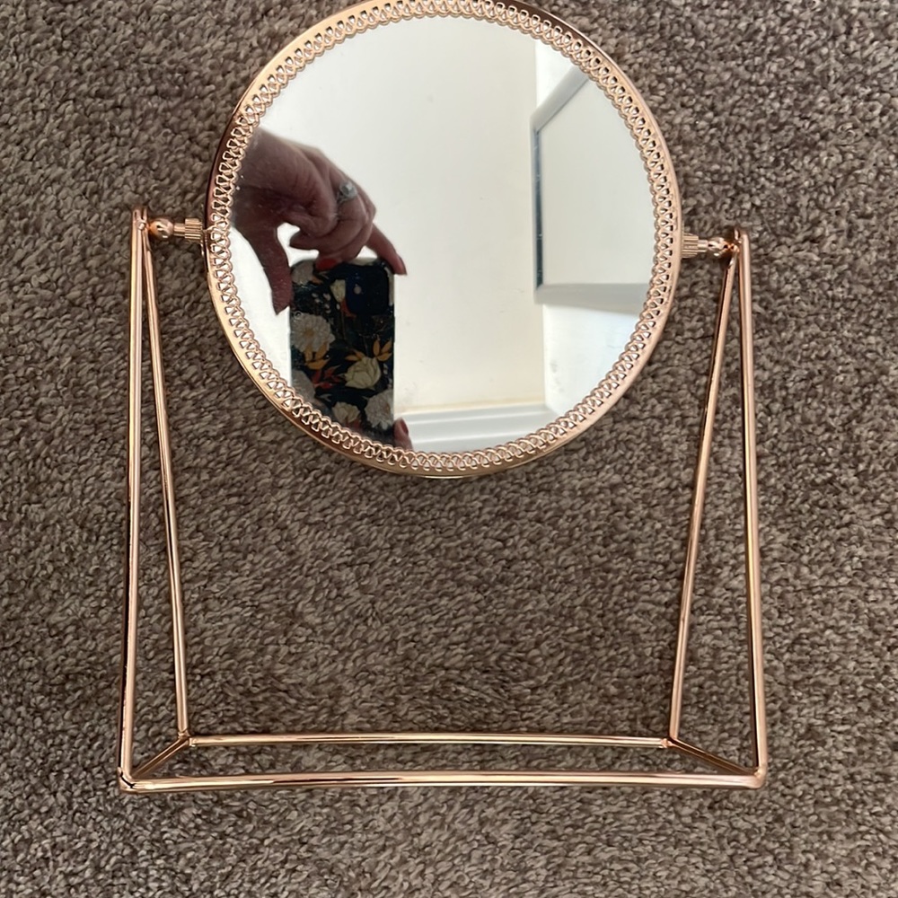 Vanity mirror - Picture 2 of 2